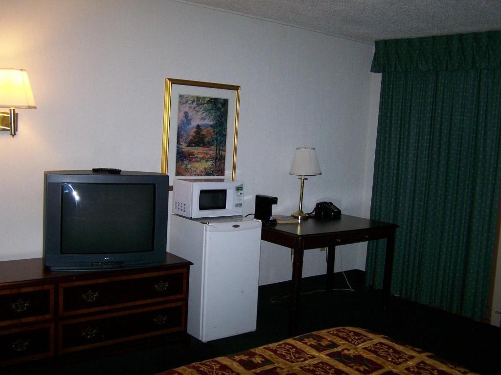 Seasons Inn And Suites Fort Smith Quarto foto